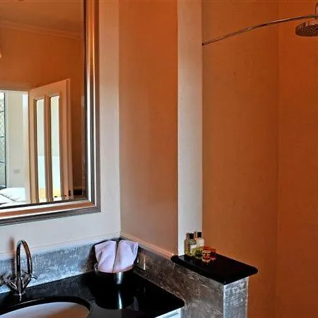 Sleeps 2 Pool *